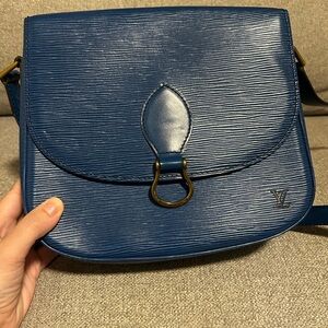 Louis Vuitton, vintage Saint Cloud leather crossbody bag.